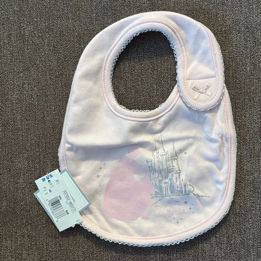 NWT Disney Baby Cinderella Bib, Toys R Us